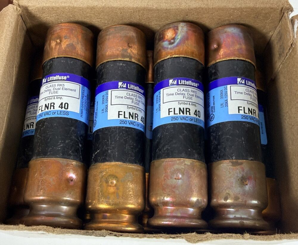 Lot of 9 FLNR-40 Fuses - Littlefuse - Open Box